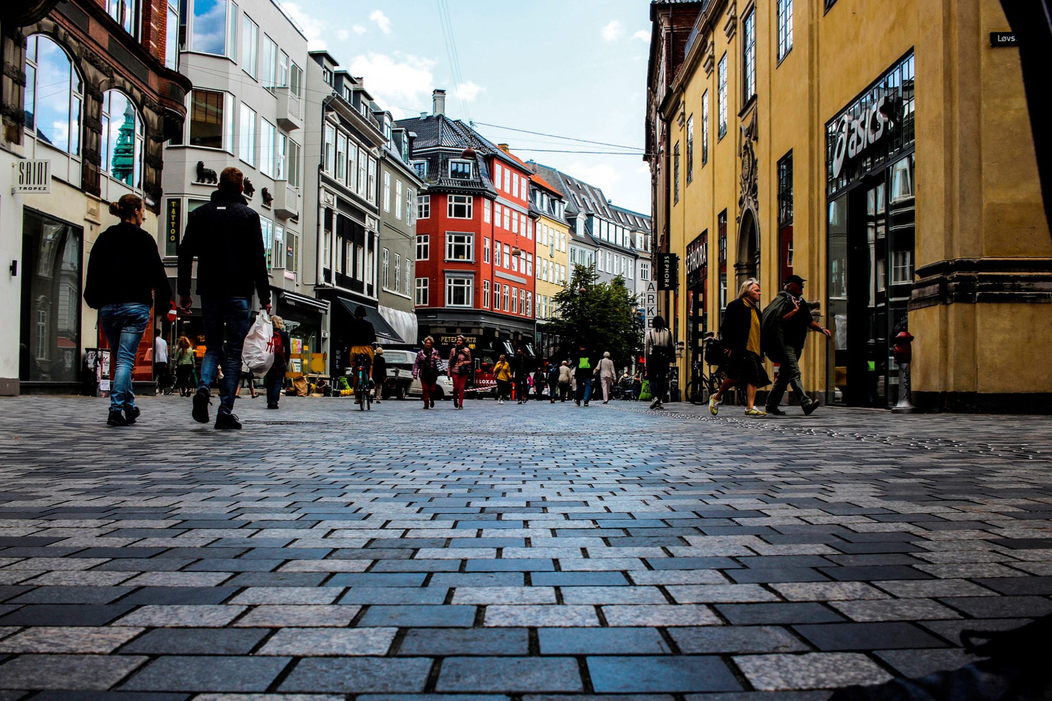 Read more about the article Lejere og udlejere i stillingskrig på Strøget